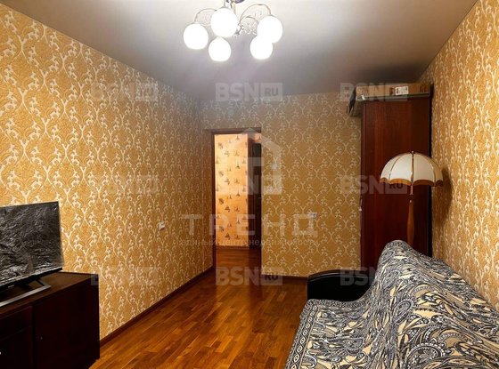 Продажа трехкомнатной квартиры - Космонавтов проспект, д.76 
