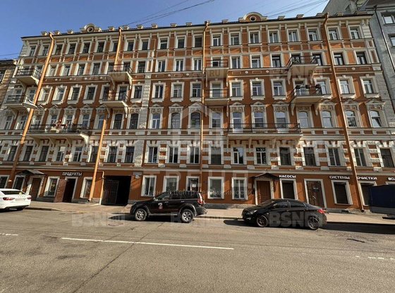Продажа четырехкомнатной квартиры - Нейшлотский переулок, д.15, б 