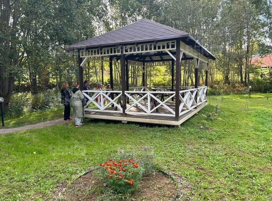 Продажа участка - поселок Сосново, Ленинградская улица