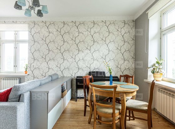 Продажа трехкомнатной квартиры - Большеохтинский проспект, д.33, корп.1 