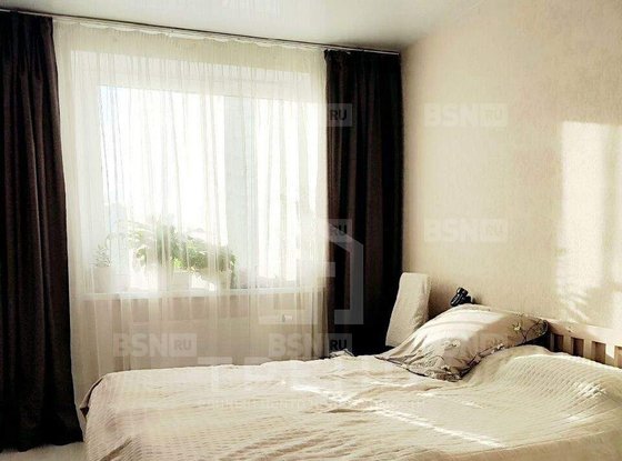 Продажа трехкомнатной квартиры - поселок Новогорелово, Современников улица, д.7 