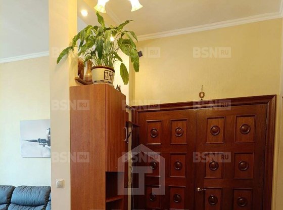 Продажа трехкомнатной квартиры - Кузнецовская улица, д.32 