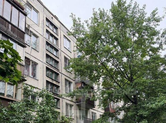 Продажа двухкомнатной квартиры - Народного Ополчения проспект, д.161 