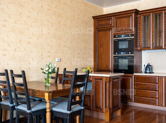 Продажа трехкомнатной квартиры - Барочная улица, д.12 