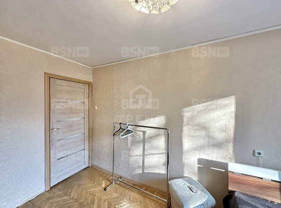 Продажа трехкомнатной квартиры - Новосибирская улица, д.18 