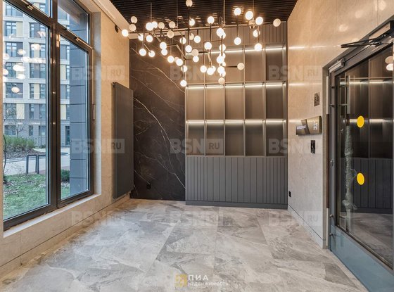 Продажа трехкомнатной квартиры - Лисичанская улица, д.14 