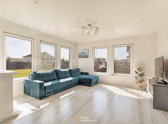 Продажа дома - Ленинградская область, Малиновая улица, д.7