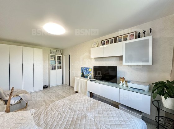 Продажа трехкомнатной квартиры - Металлистов проспект, д.82 