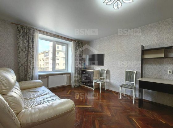 Продажа однокомнатной квартиры - Среднеохтинский проспект, д.5 