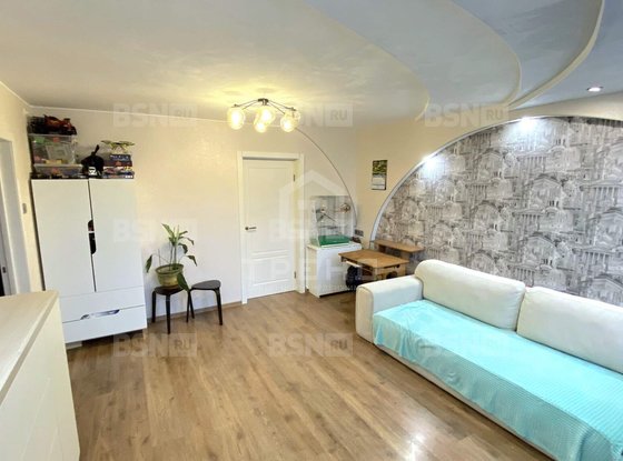 Продажа трехкомнатной квартиры - Королёва проспект, д.42, корп.1 