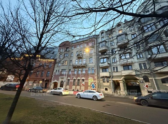 Продажа трехкомнатной квартиры - Реки Карповки набережная, д.25 