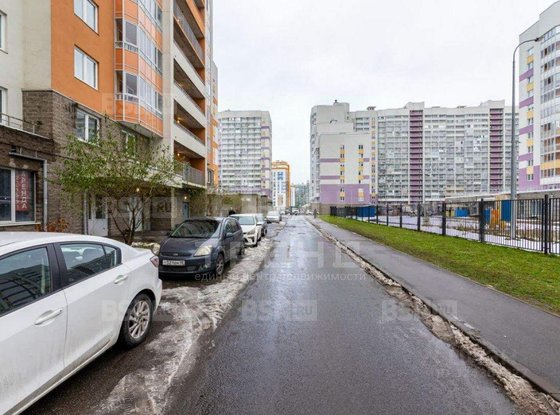 Продажа трехкомнатной квартиры - Мурино, Петровский бульвар, д.2, корп.3 