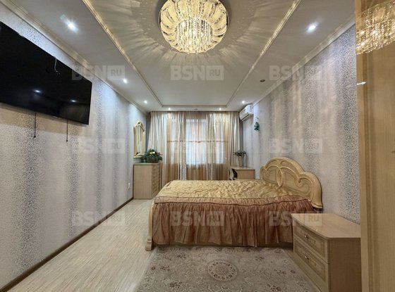 Продажа трехкомнатной квартиры - поселок Шушары, Центральная улица, д.8, корп.3 