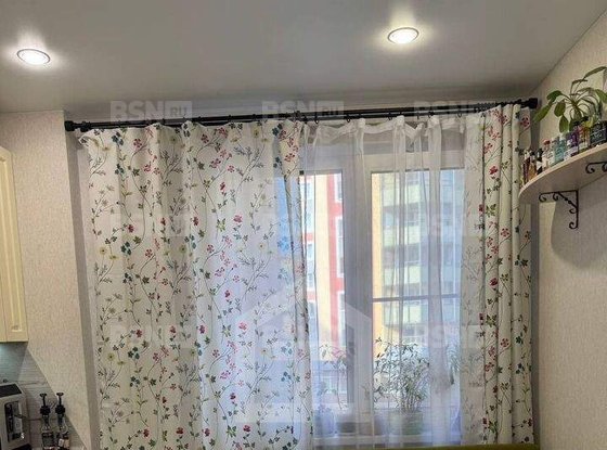 Продажа трехкомнатной квартиры - Большеохтинский проспект, д.15, корп.2 стр 1 