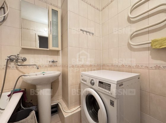 Продажа трехкомнатной квартиры - Сизова проспект, д.25 