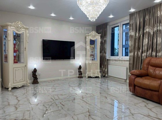 Продажа трехкомнатной квартиры - Парфёновская улица, д.17, стр1 