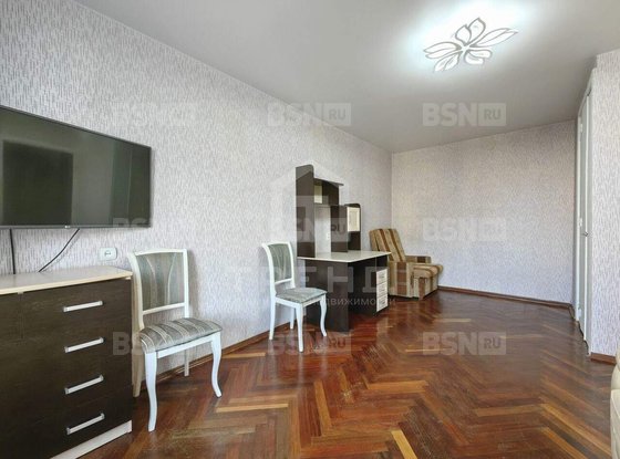 Продажа однокомнатной квартиры - Среднеохтинский проспект, д.5 