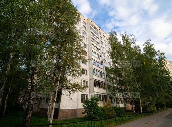 Продажа трехкомнатной квартиры - Комендантский проспект, д.16, корп.2 