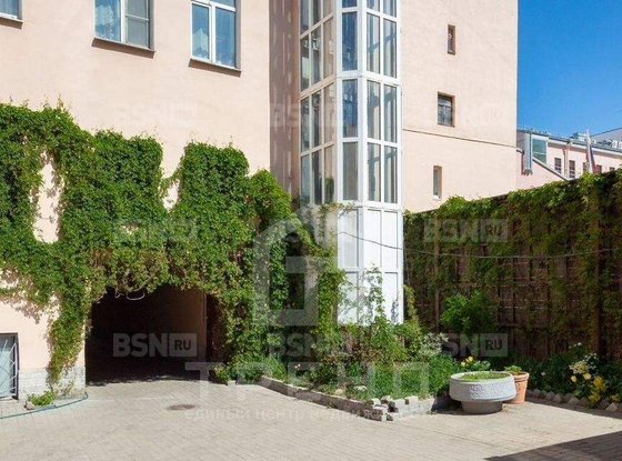 Продажа трехкомнатной квартиры - Смольный проспект, д.9 
