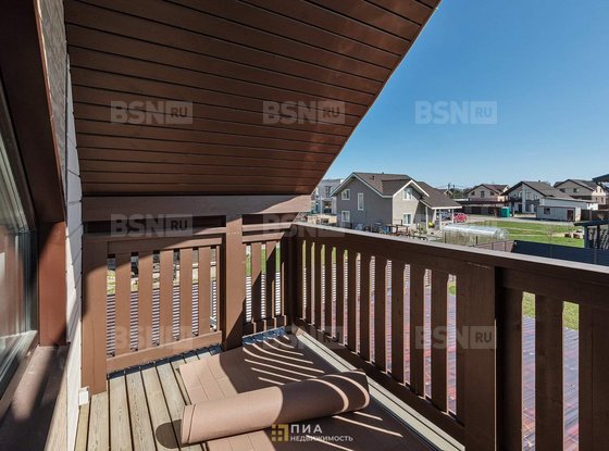 Продажа дома - Ленинградская область, Малиновая улица, д.7