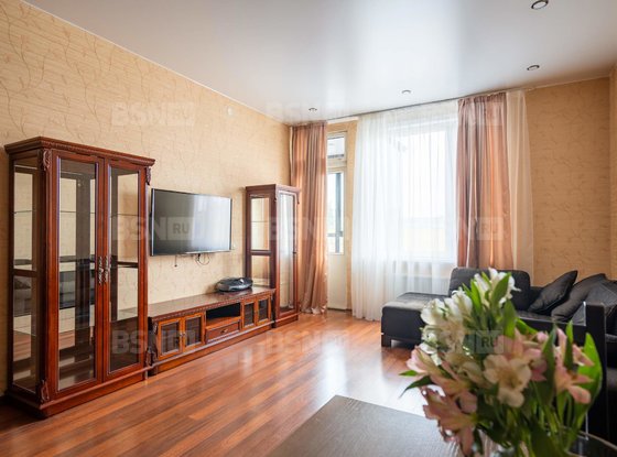 Продажа трехкомнатной квартиры - Барочная улица, д.12 