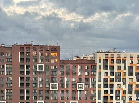 Продажа двухкомнатной квартиры - деревня Новосаратовка, Первых ул, д.4, корп.1 