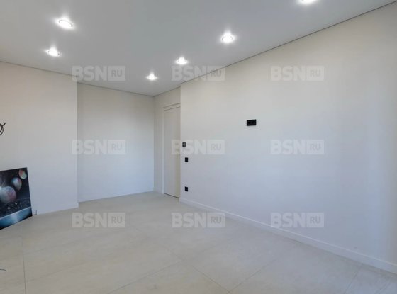 Продажа трехкомнатной квартиры - Космонавтов проспект, д.61, корп.2 