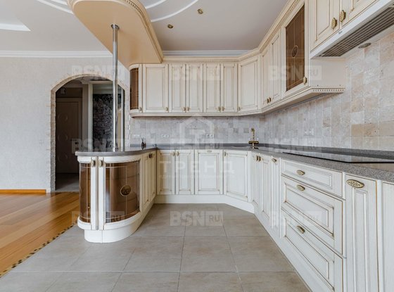 Продажа трехкомнатной квартиры - Наличная улица, д.28/16, б 