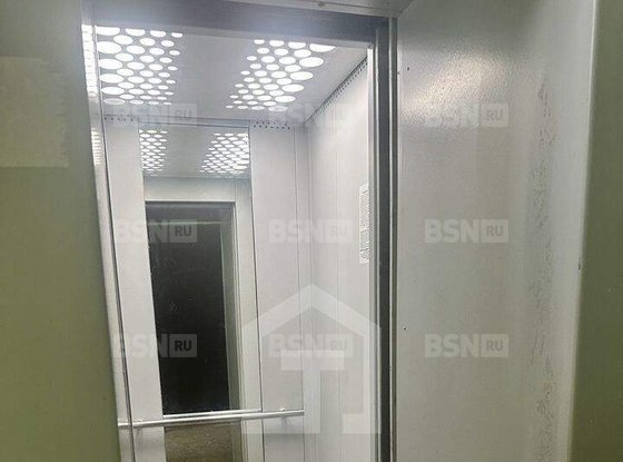 Продажа двухкомнатной квартиры - Чекистов улица, д.38 