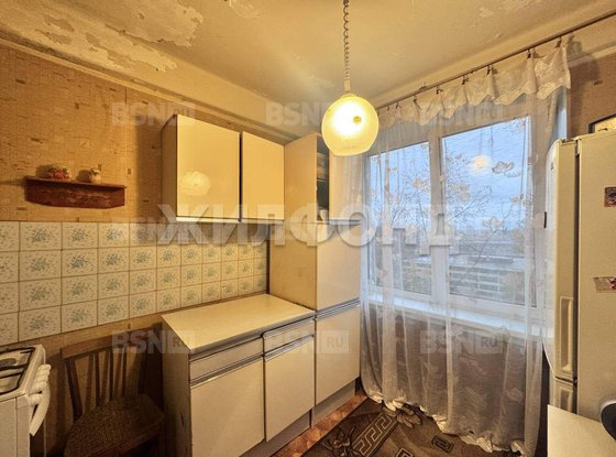 Продажа трехкомнатной квартиры - Славы проспект, д.64 