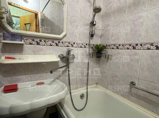 Продажа трехкомнатной квартиры - Подвойского улица, д.14, корп.1 