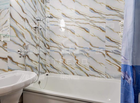 Продажа трехкомнатной квартиры - поселок Шушары, Пушкинская улица, д.36 