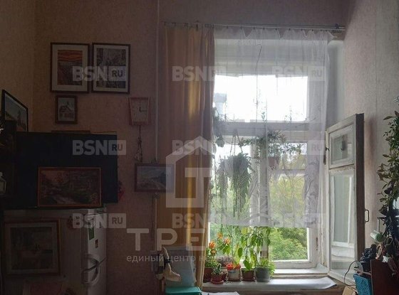 Продажа трехкомнатной квартиры - Большой В.О. проспект, д.44 