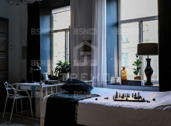 Продажа четырехкомнатной квартиры - 13-я Красноармейская улица, д.17 