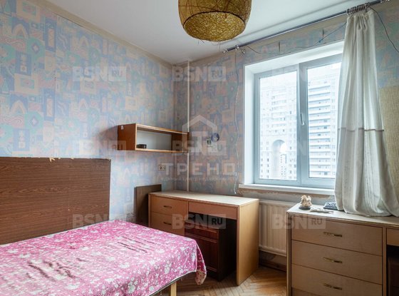 Продажа трехкомнатной квартиры - Комендантский проспект, д.19, корп.3 