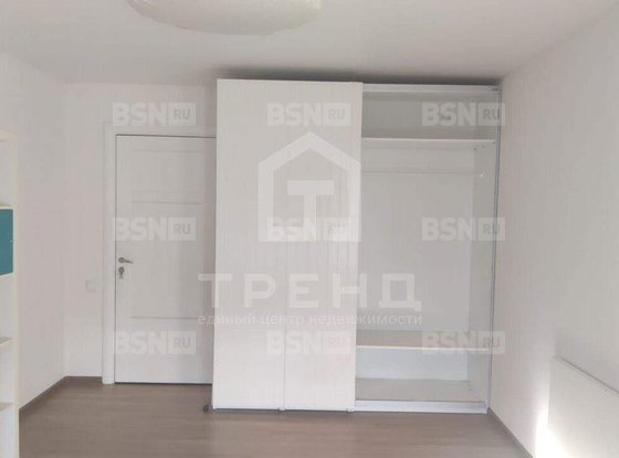 Продажа трехкомнатной квартиры - Пулковская улица, д.13 