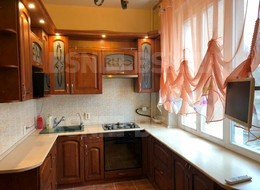 Продажа трехкомнатной квартиры - Ленинградская область, Гатчинский район, Гатчина г., Рощинская ул., д.17б 