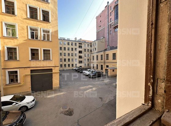 Продажа четырехкомнатной квартиры - Нейшлотский переулок, д.15, б 