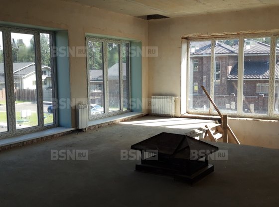 Продажа дома - поселок Ленинское, Мира улица, д.20