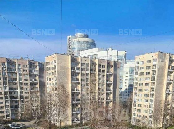 Продажа комнаты в шестикомнатной квартире - Беринга улица, д.32, корп.2 