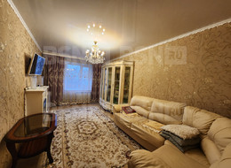 Продажа трехкомнатной квартиры - Ленинградская область, Гатчинский район, Гатчина г., Авиатриссы Зверевой ул., д.1/8 