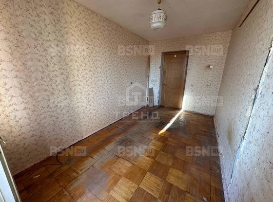 Продажа трехкомнатной квартиры - Художников проспект, д.15, корп.3 