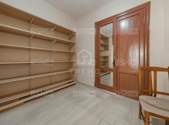 Продажа трехкомнатной квартиры - Курляндская улица, д.32 