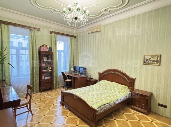 Продажа трехкомнатной квартиры - Вознесенский проспект, д.55 