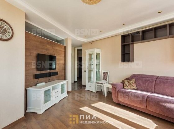 Продажа трехкомнатной квартиры - Энгельса проспект, д.93 