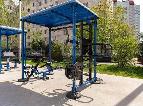 Продажа трехкомнатной квартиры - Бугры, Школьная улица, д.9 