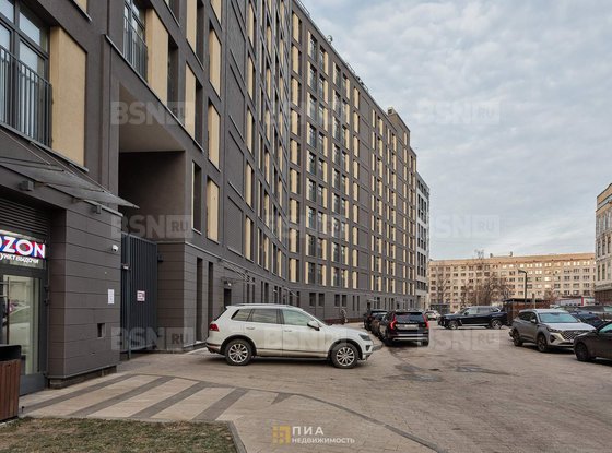 Продажа трехкомнатной квартиры - Лисичанская улица, д.14 