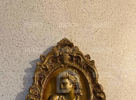 Продажа трехкомнатной квартиры - Московский проспект, д.36 