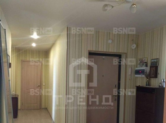 Продажа трехкомнатной квартиры - поселок Шушары, Окуловская улица, д.7, корп.1 