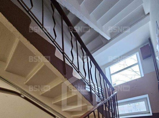 Продажа трехкомнатной квартиры - Ломоносов, Красноармейская улица, д.21 